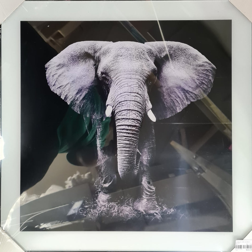 ELEPHANT ART GLASS PORTRAIT